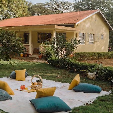 Mkoani Homestay Moshi Ngoại thất bức ảnh