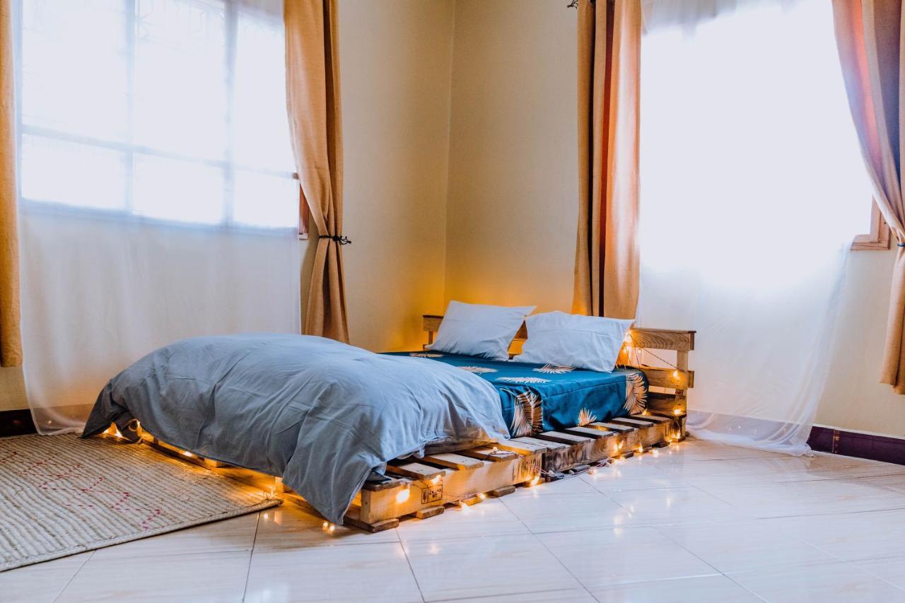 Mkoani Homestay Moshi Ngoại thất bức ảnh