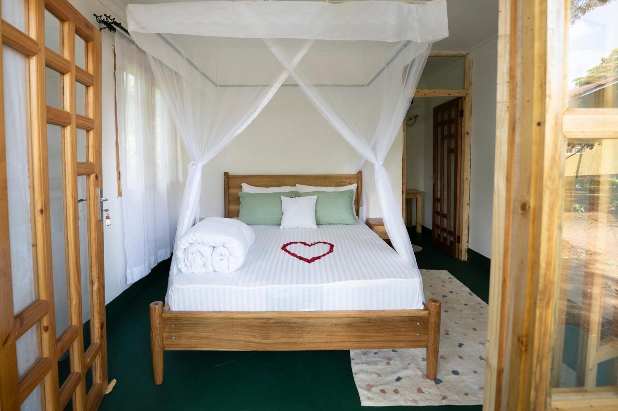 Mkoani Homestay Moshi Ngoại thất bức ảnh